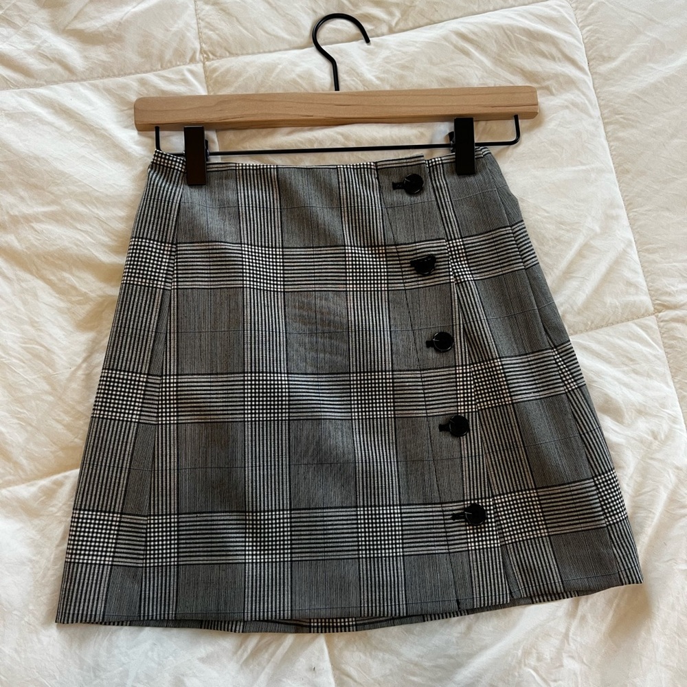 ARITZIA plaid skirt